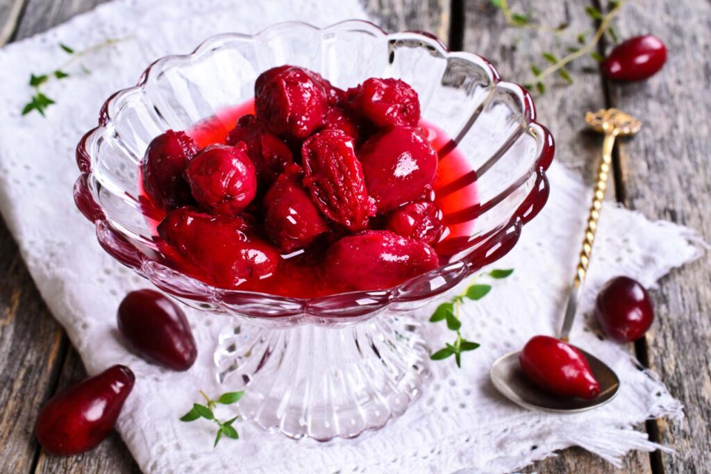 Owoce derenia jadalnego